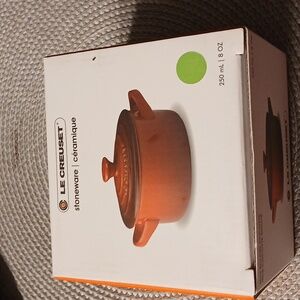 NWT LE CREUSET MINI 8OZ. ROUND COCOTTE